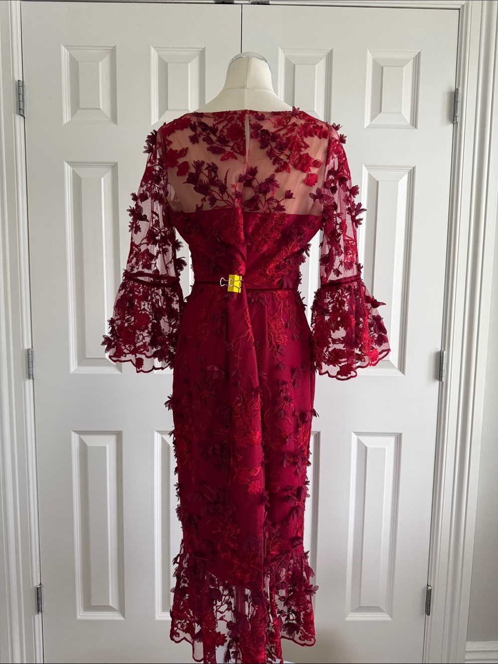 Marchesa Notte Red Lace Midi Dress 3d Floral Appliqué Mesh Wedding Guest Size 10 - Picture 9 of 17
